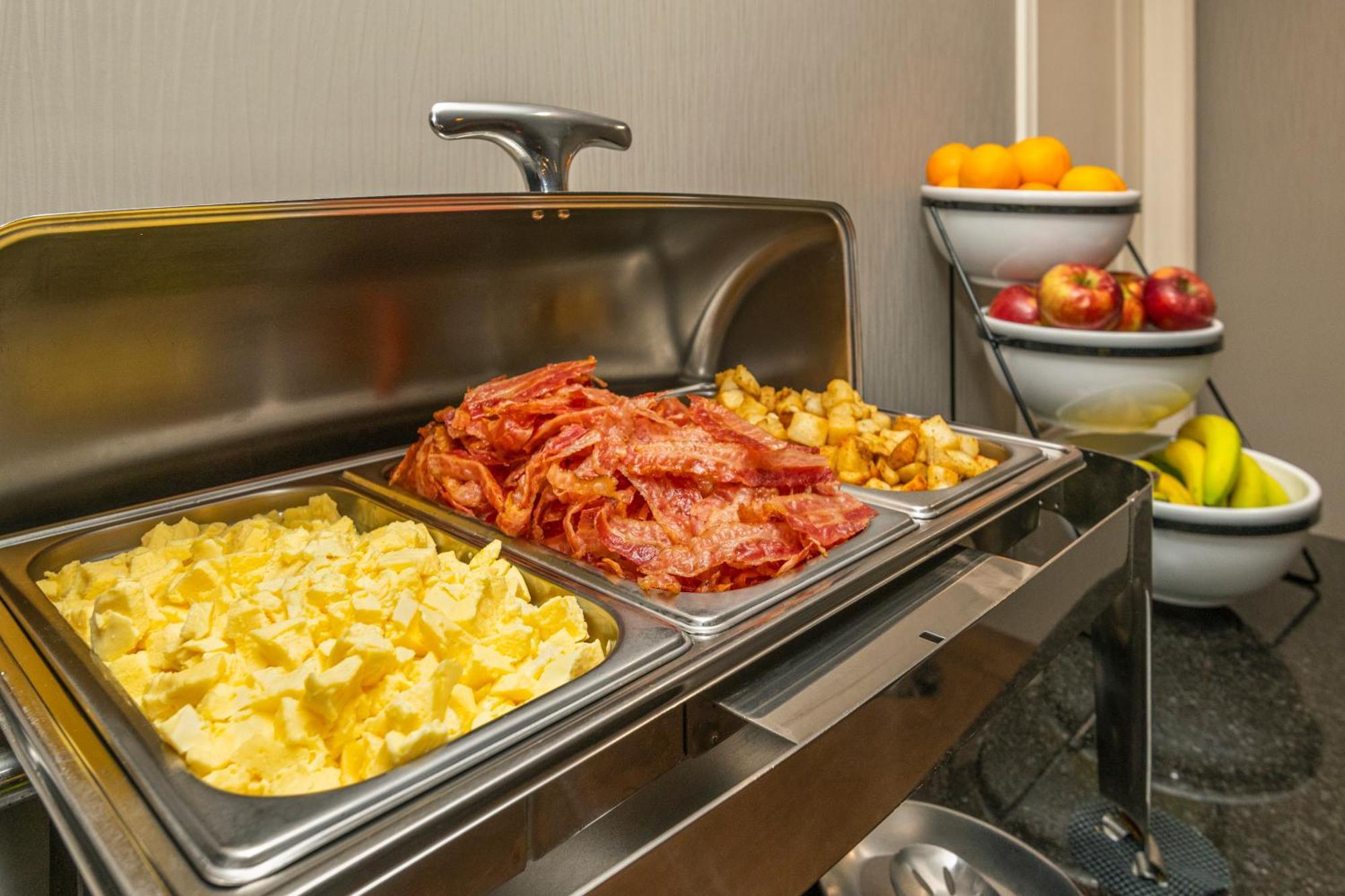 Comfort Inn Парри-Саунд Экстерьер фото