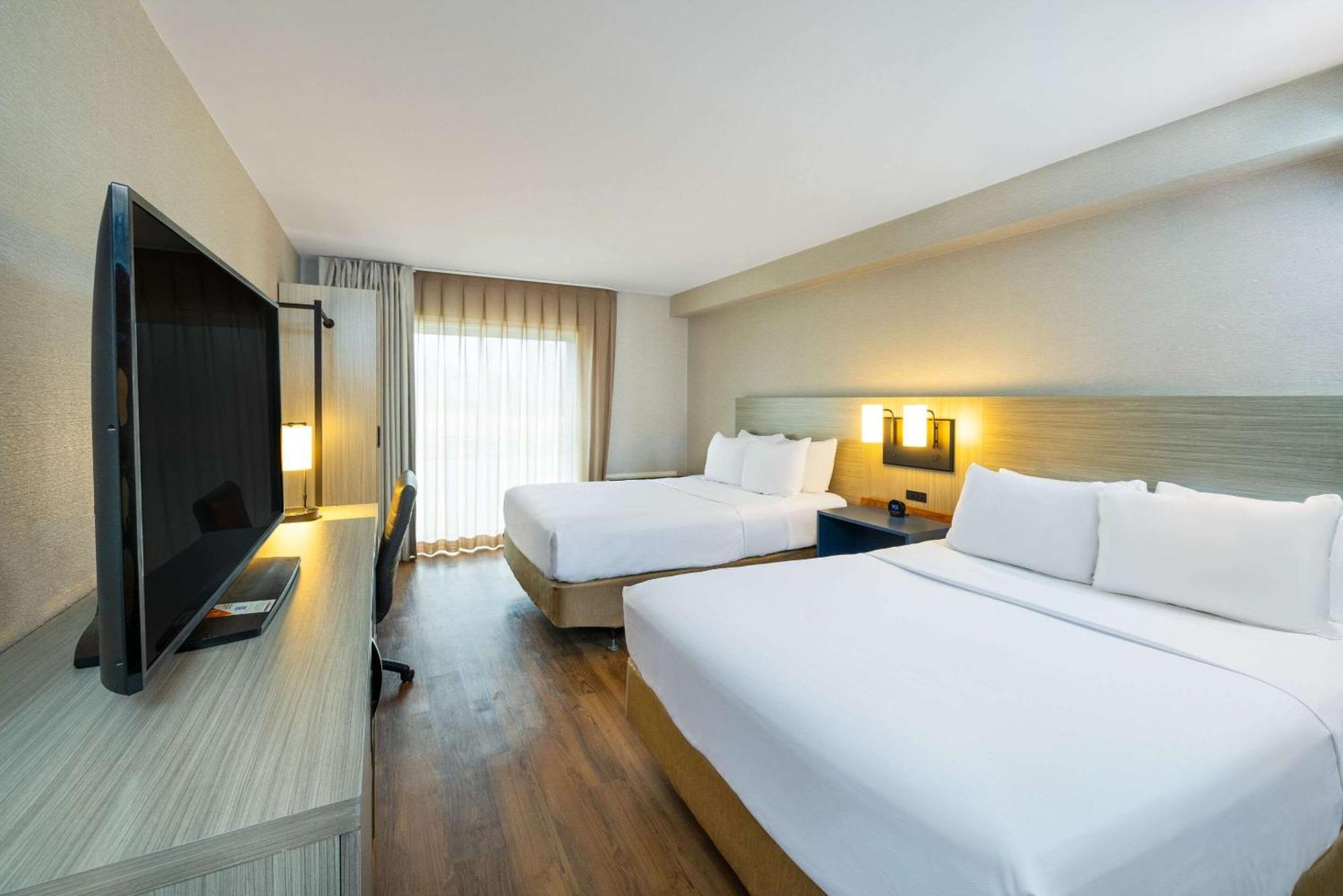 Comfort Inn Парри-Саунд Экстерьер фото