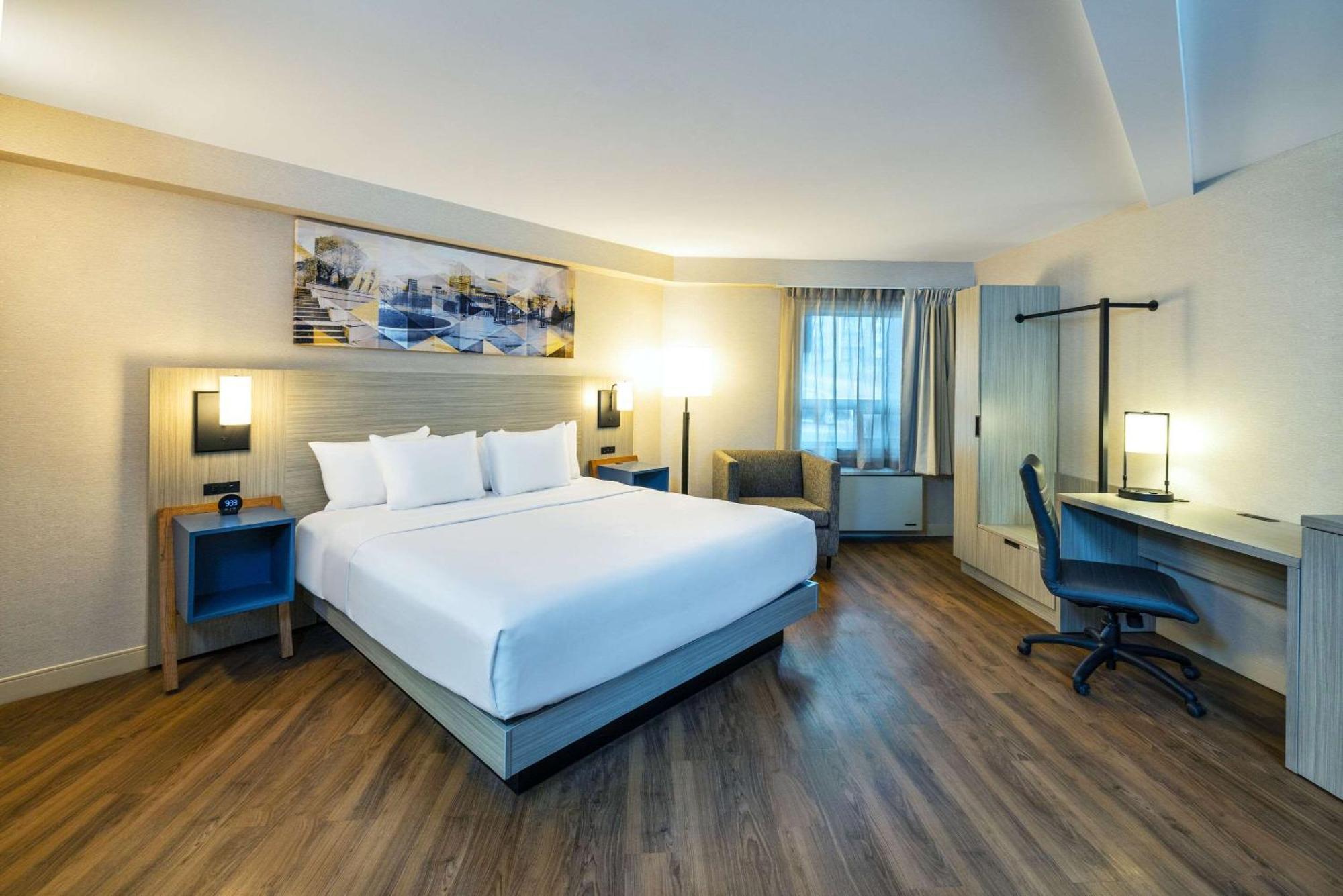 Comfort Inn Парри-Саунд Экстерьер фото